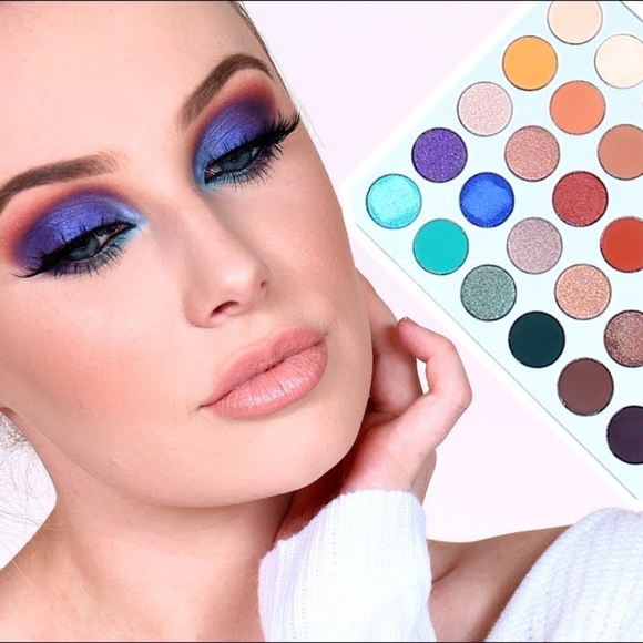 SOLD Morphe Jaclyn Hill Eyeshadow Palette - Picture 12 of 13